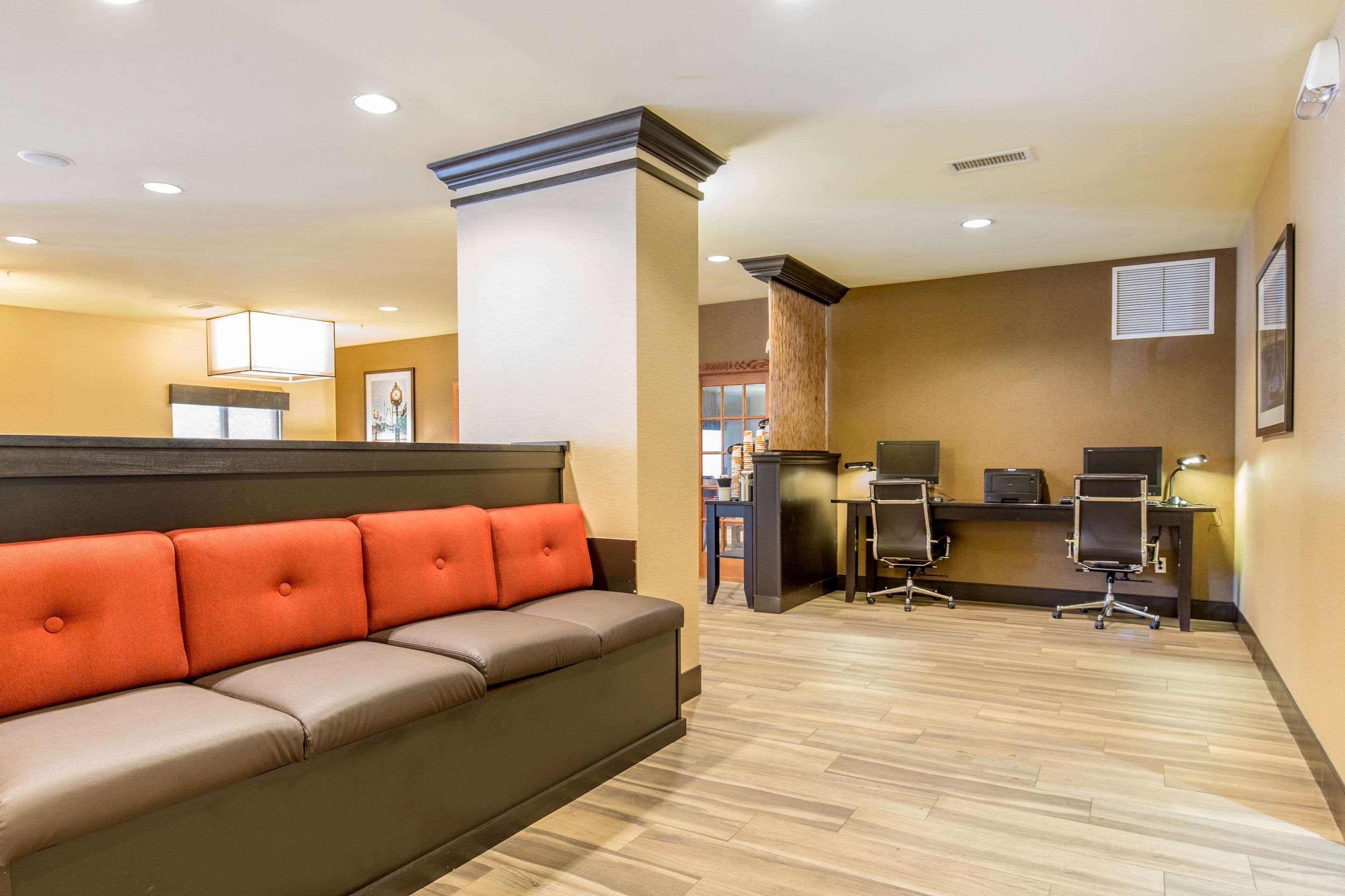 Comfort Suites Fairview Heights Exterior foto